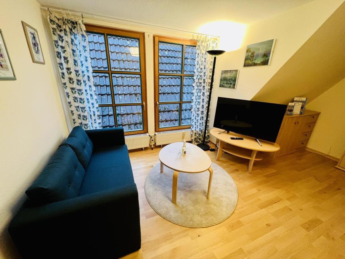 Blaue Tulpe, Balkon Mit Traumblick Apartment Росток Екстериор снимка