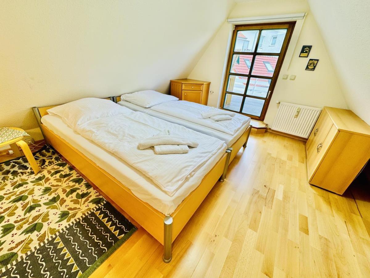 Blaue Tulpe, Balkon Mit Traumblick Apartment Росток Екстериор снимка